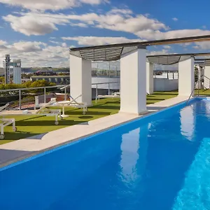 **** Otel Nh Plaza De Armas İspanya